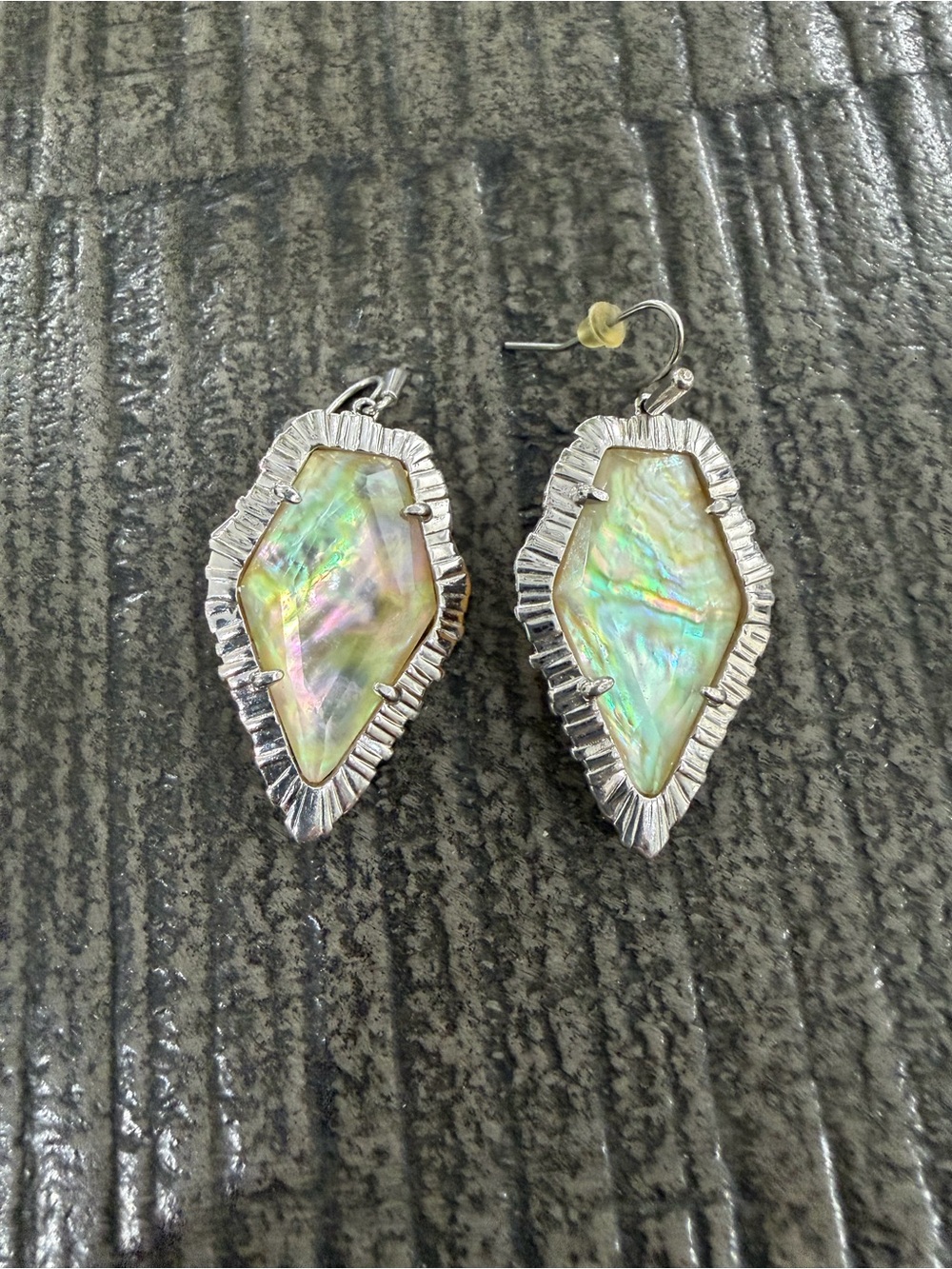 Kendra Scott Iridescent Abalone Drop Earrings in Silver. Retired style